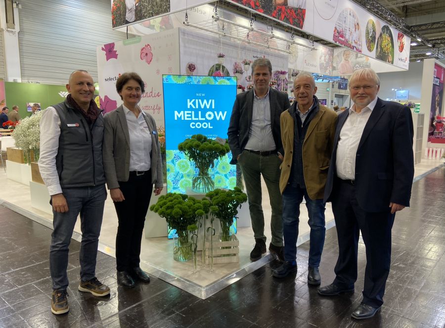 Selecta one acquires Moraglia Breeding program and integrates Dr. Carlo Moraglia into the Selecta breeding Team